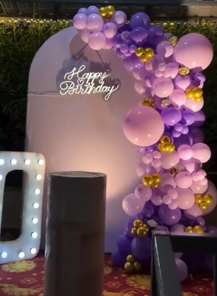 Pink and purple birthday balloon decoration in Sialkot – Events In Sialkot